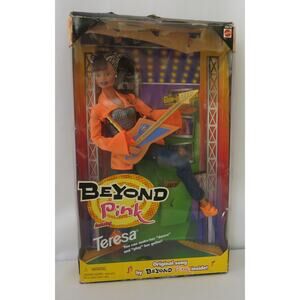VINTAGE 1998 Beyond Pink Teresa BARBIE #20018 New In Box Mattel Caucasian Music